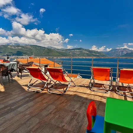 Apartment 365 Tivat Exterior photo
